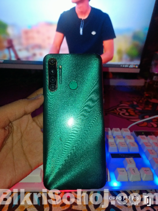 Realme 5i 4/64 with box